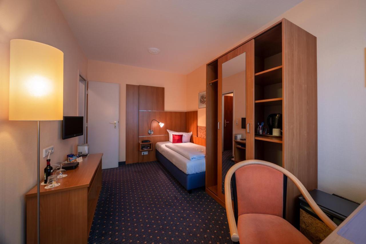 Parkhotel โอเบิร์ทสเฮาเซน ภายนอก รูปภาพ